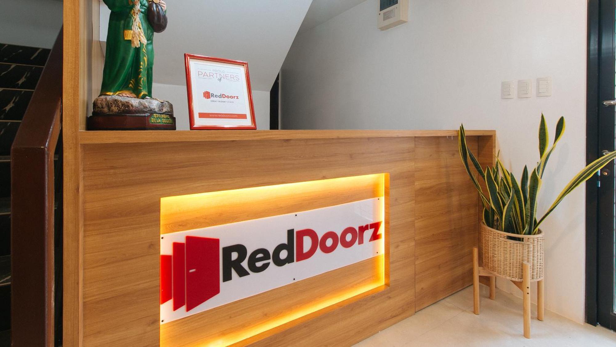 Hotel Reddoorz Near Ust Sampaloc Manille Extérieur photo