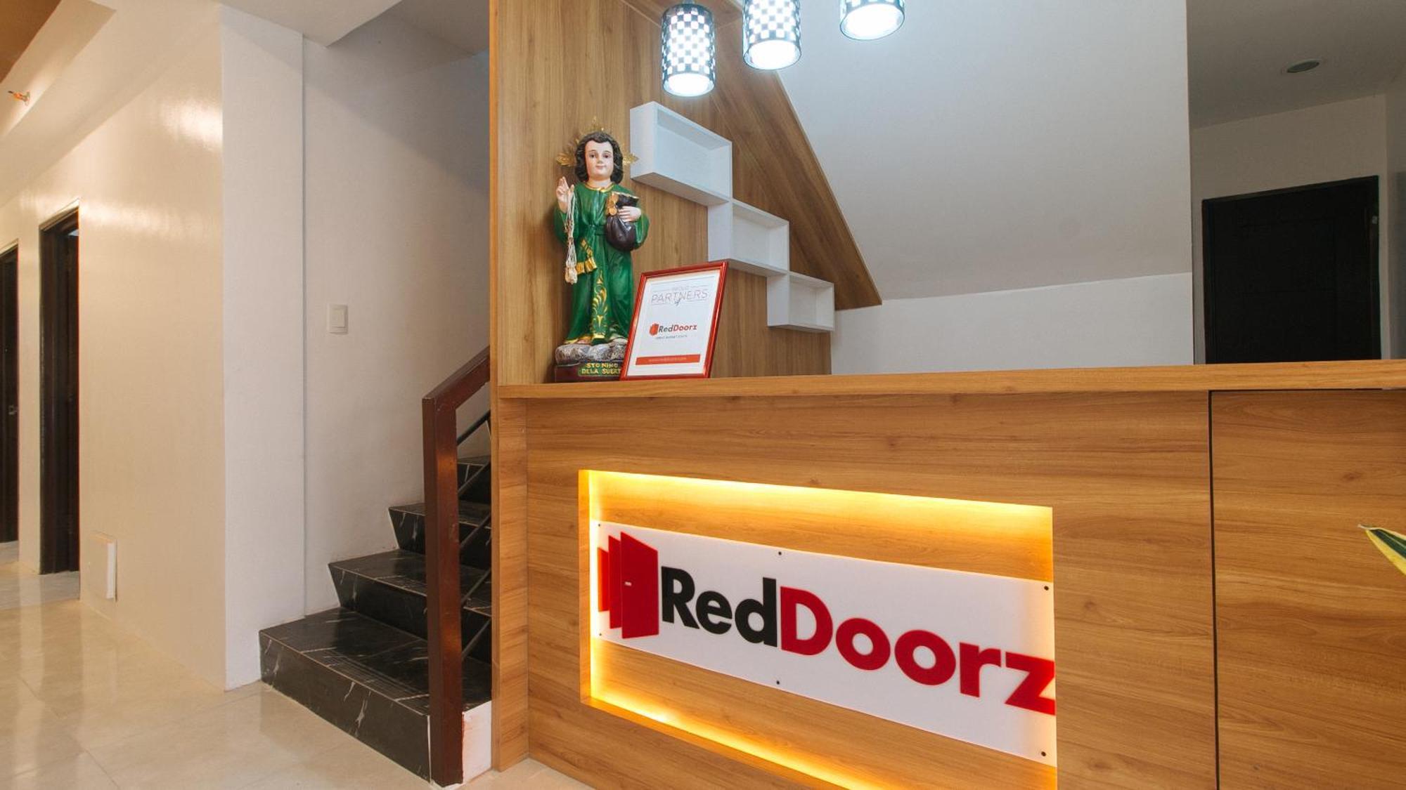 Hotel Reddoorz Near Ust Sampaloc Manille Extérieur photo